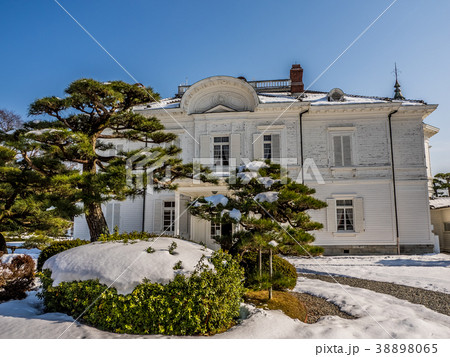 春は桜、秋は紅葉の名所として有名な歴史的建造物の仁風閣　映画のロケ地としても有名（るろうに剣心） 38898065