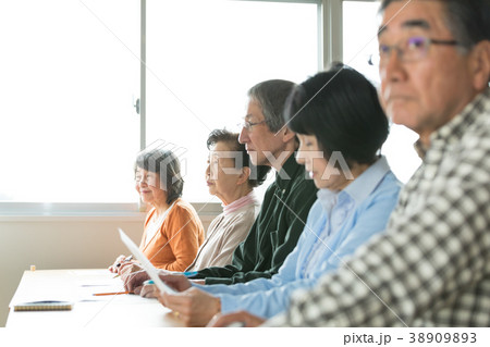 元気なシニア　セミナー 38909893