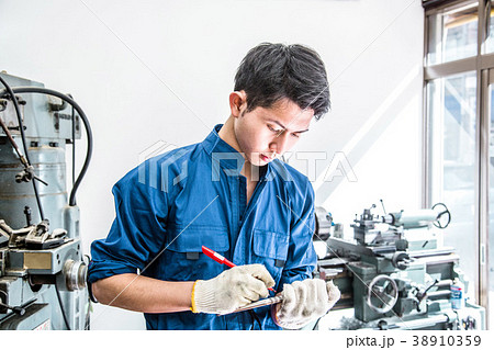 若いものづくり技術者 materials digitalstage