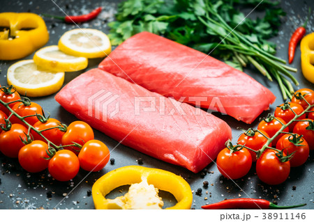 Raw tuna fish fillet meat Raw tuna fish fillet meat 38911146
