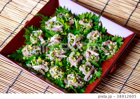 薬味沢山鯵のたたき 38912605