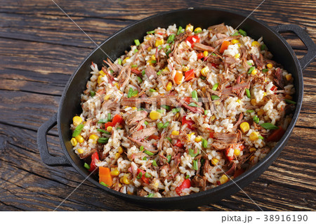 close-up of shredded juicy Beef and rice close-up of shredded juicy Beef and rice 38916190