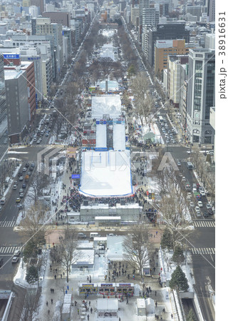 さっぽろテレビ塔からの眺め(雪まつり会場) さっぽろテレビ塔からの眺め(雪まつり会場) 38916631
