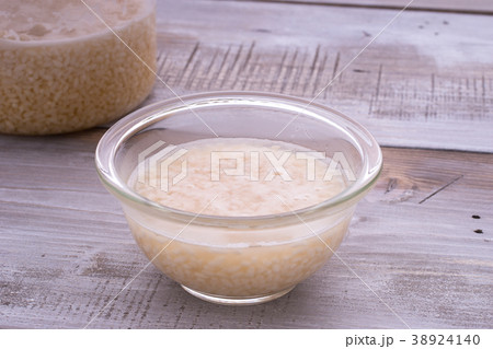 米こうじで作る甘酒 米こうじで作る甘酒 38924140