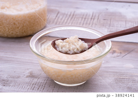 米こうじで作る甘酒 38924141