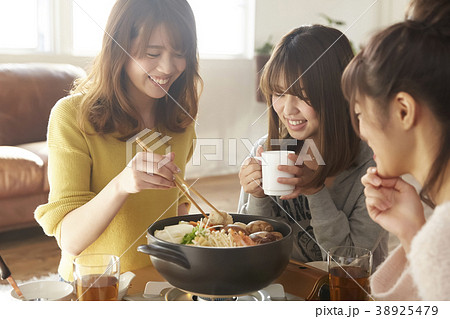 鍋パーティー　女子会 38925479