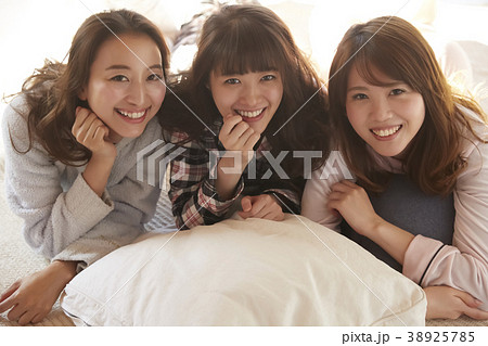 パジャマパーティー 女子会 パジャマパーティー 女子会 38925785