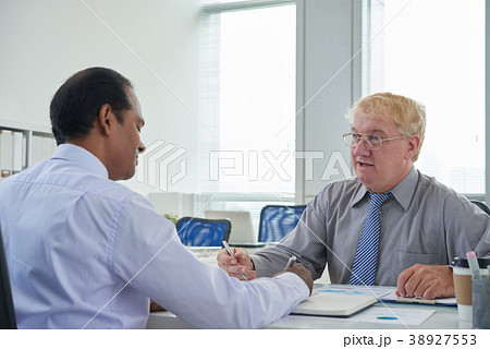 Daily meeting 38927553