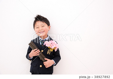 卒園式イメージ　男の子 38927892