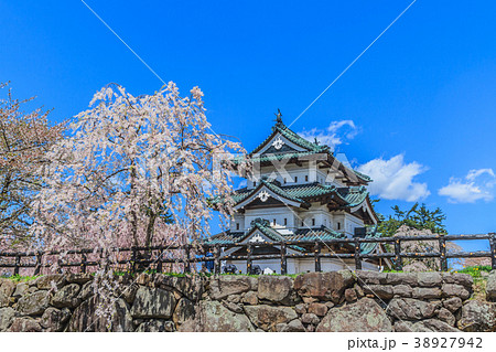 移転後の弘前城の天守の風景 38927942