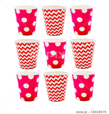 Red paper disposable glass in polka dot and zigzag Red paper disposable glass in polka dot and zigzag 38928079