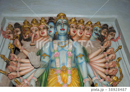 Lord Vishnu's dashavatara. Kaikadi Maharaj Math Lord Vishnu's dashavatara. Kaikadi Maharaj Math 38928487
