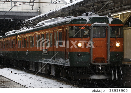 高崎地区115系電車(最末期・引退装飾付) 高崎地区115系電車(最末期・引退装飾付) 38933906