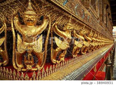 Demon Guardian at Wat Phra Kaew Demon Guardian at Wat Phra Kaew 38940931