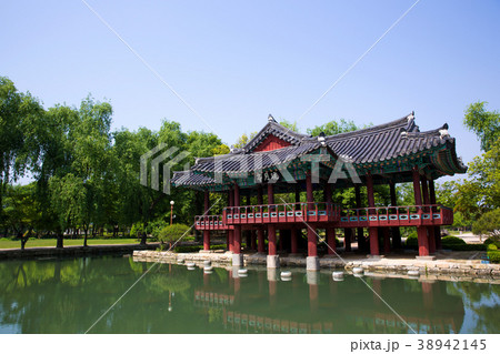 広寒楼 池 風景 38942145