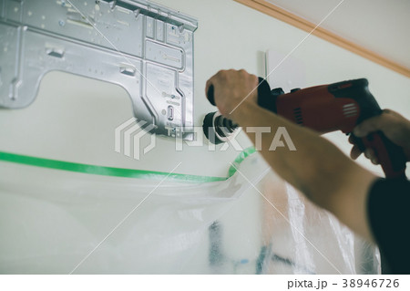 installation of an air conditioner 38946726