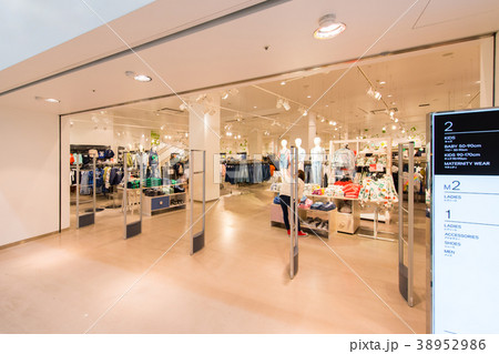 ショッピングモール 38952986