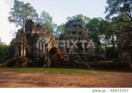 Ta Keo temple, Angkor, Cambodia 38953707