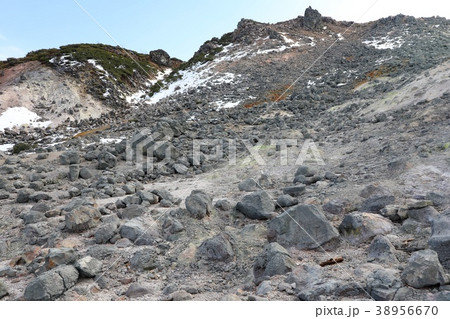 冬の硫黄山 冬の硫黄山 38956670