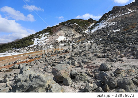冬の硫黄山 冬の硫黄山 38956672