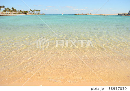 Red sea 38957030