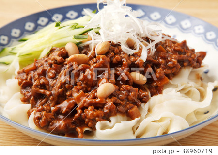 ジャージャー麺 38960719