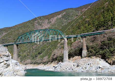 大歩危の第2吉野川橋梁 大歩危の第2吉野川橋梁 38972708