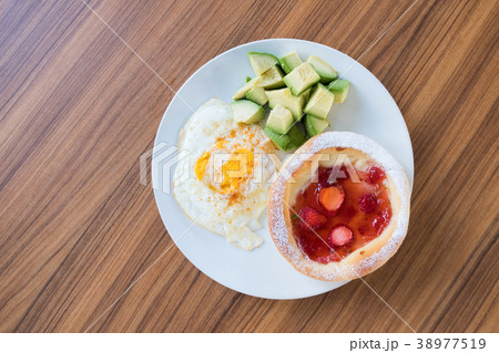 フレッシュな朝ごはん　ヘルシー 38977519