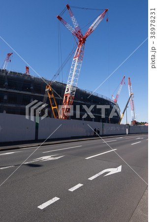 2018年1月の新国立競技場 38978231