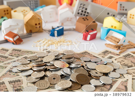 地震 義援金 寄付 交付金 被災地 自然災害 倒壊 地震 義援金 寄付 交付金 被災地 自然災害 倒壊 38979632