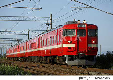 函館本線の711系電車。2014/9/26 38982565