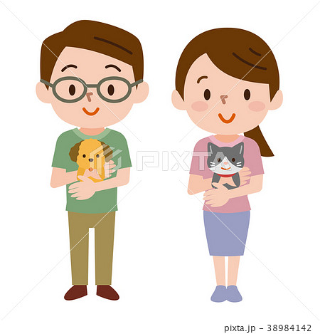 ペットを抱っこする男女 38984142