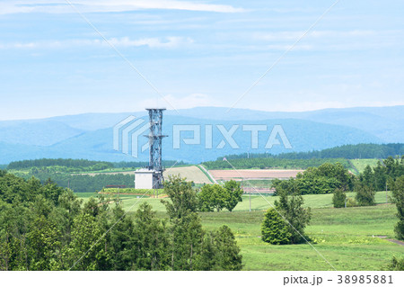 田舎の携帯電話基地局の写真素材 3851