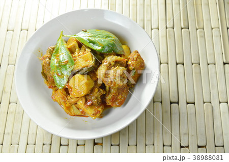 spicy fried chicken with bamboo shoot curry spicy fried chicken with bamboo shoot curry 38988081