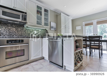 Modern Kitchen Interior 38990926