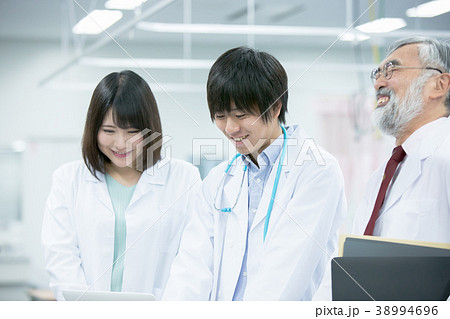 医者イメージ　医学部イメージ 38994696