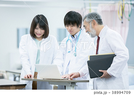 医者イメージ　医学部イメージ 38994709