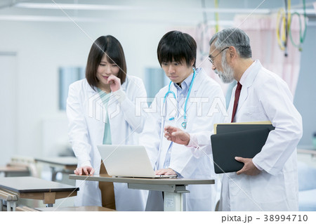 医者イメージ　医学部イメージ 38994710