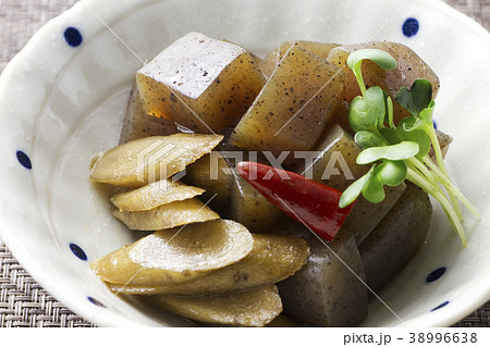 ごぼうとコンニャクの炒め煮16 38996638