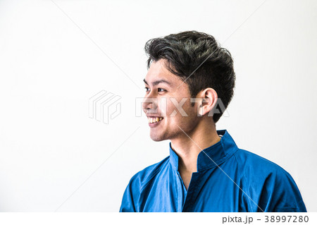 若いものづくり技術者 38997280