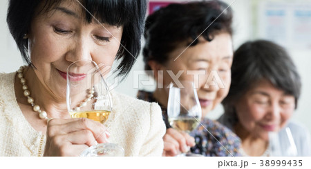 シニア向けワインセミナー シニア向けワインセミナー 38999435