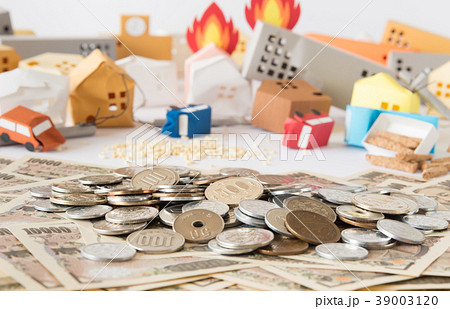 地震　義援金　寄付　交付金　被災地　自然災害　倒壊 39003120