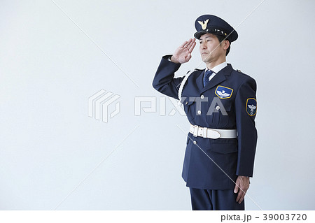 働く警備員 39003720