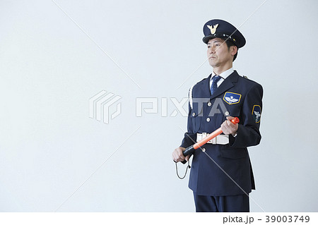 働く警備員 39003749