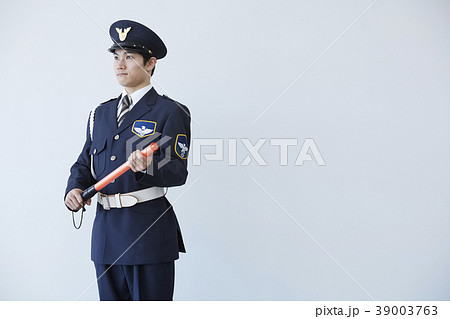 働く警備員 39003763