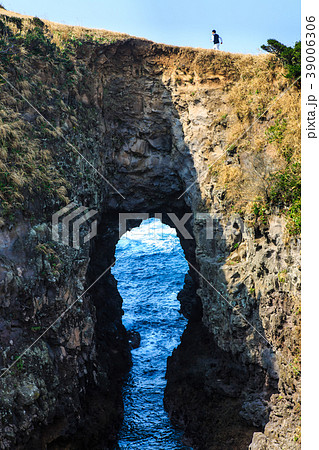 壱岐島 牧崎園地 鬼の足跡 【長崎県壱岐市】 壱岐島 牧崎園地 鬼の足跡 【長崎県壱岐市】 39006306