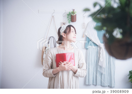 ライフスタイル　朝　女性 39008909