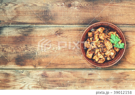 grilled chicken, meat, food, outdoor food, bowl,  39012158