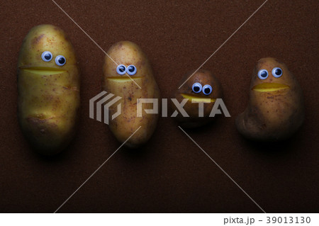 Potato face Studio quality  Potato face Studio quality  39013130