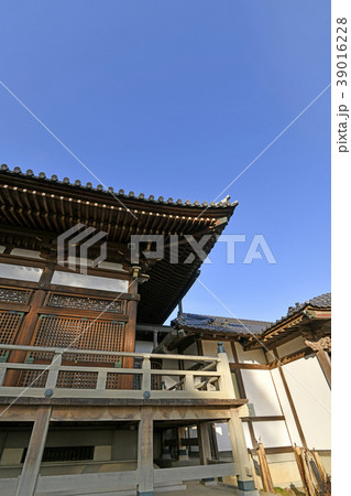 泉福寺　本堂　埼玉県　桶川市 39016228